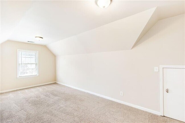 Building Photo - 919 Bridgegate Dr NE