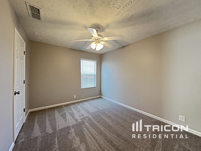 Building Photo - 5018 Nina Marie Ave