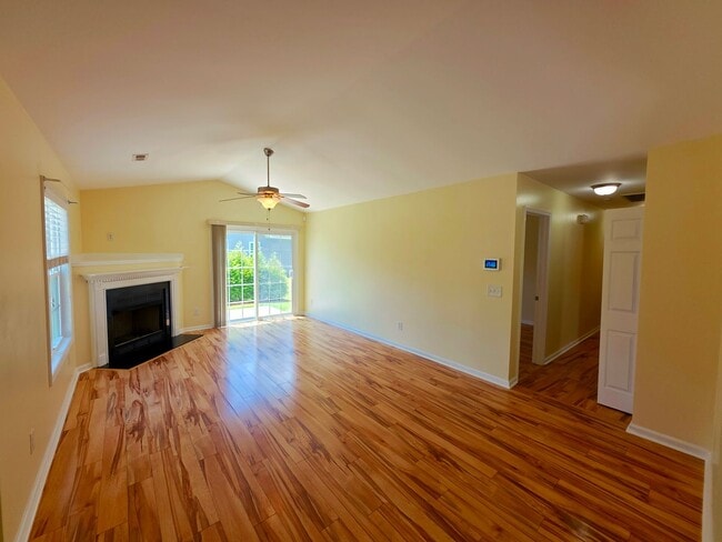 Building Photo - 4Br, 2Ba in Ashbury Park!