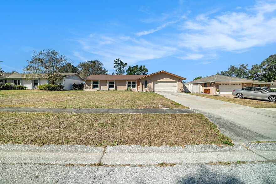 Building Photo - 1804 Orange Hill Dr