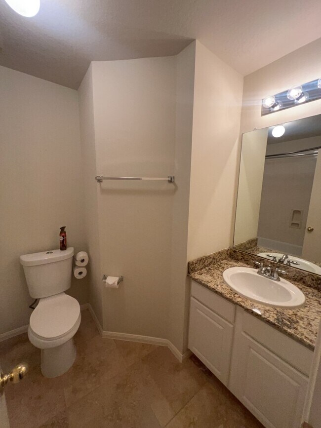 Building Photo - 5523 Dapplewood Ln