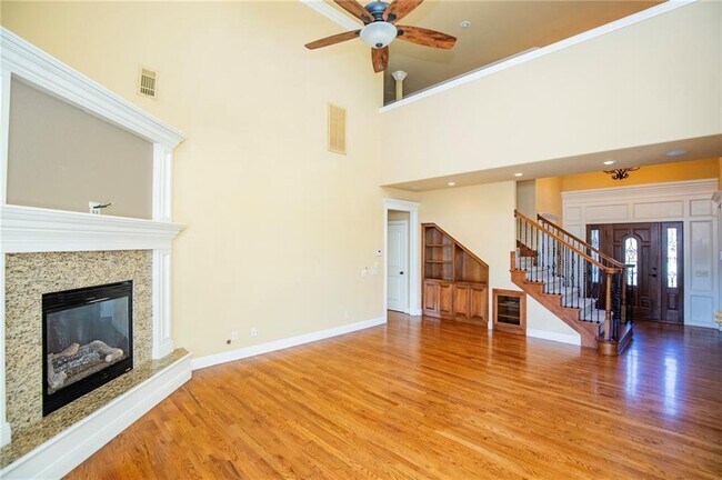 Building Photo - 4003 SW Banbury Dr