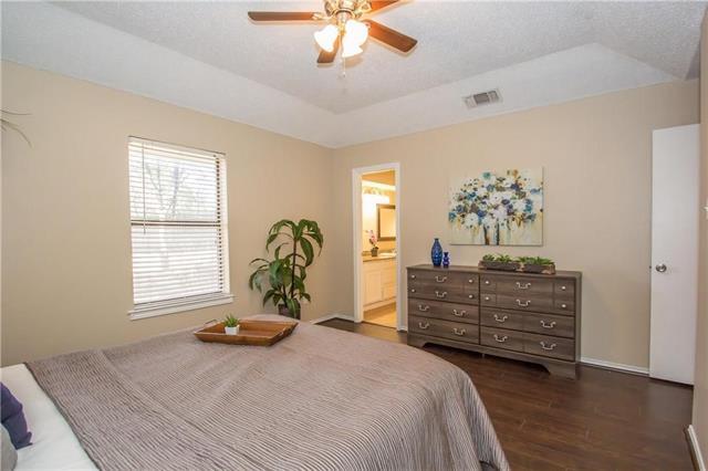 Building Photo - 2405 Cranberry Ln