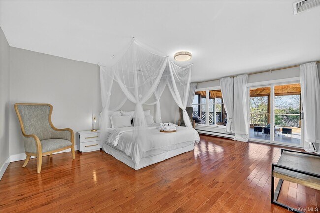 Building Photo - 66 Murray Dr