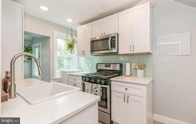 Building Photo - 312 Glen Echo Rd