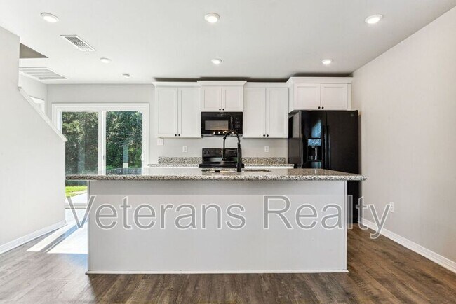 Building Photo - 13444 Willow Oak Cir