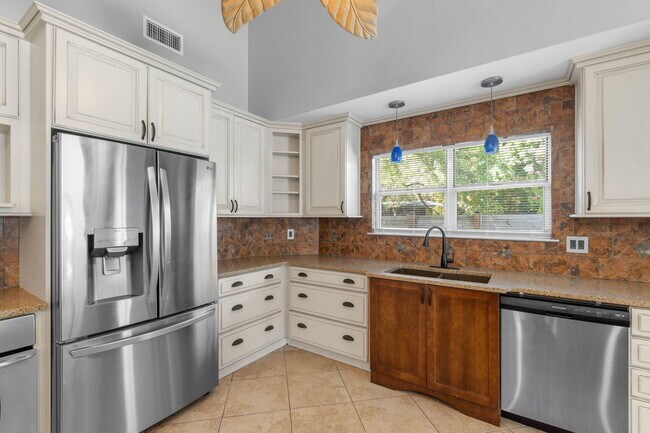 Building Photo - 101 Hands Cove Ln