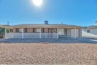 Building Photo - Newly Updated 3 Bedroom 2 Bath Home in Sco...