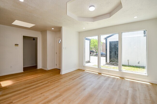Building Photo - 7714 Teal Run Dr