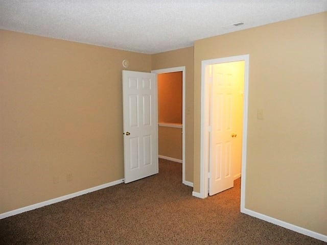 Building Photo - 13898 Meadow Lake Dr