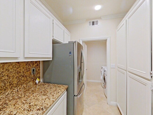 Building Photo - Beautiful 3-Bedroom Home in the Sought-After Trinidad Community, Talega