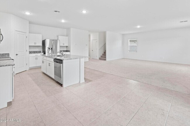 Building Photo - 9637 W Agora Ln