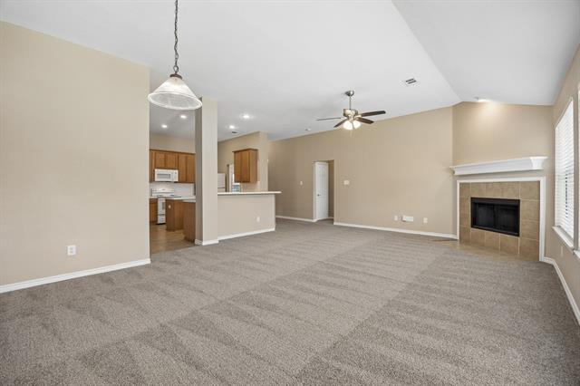 Building Photo - 9508 Fox Hill Dr