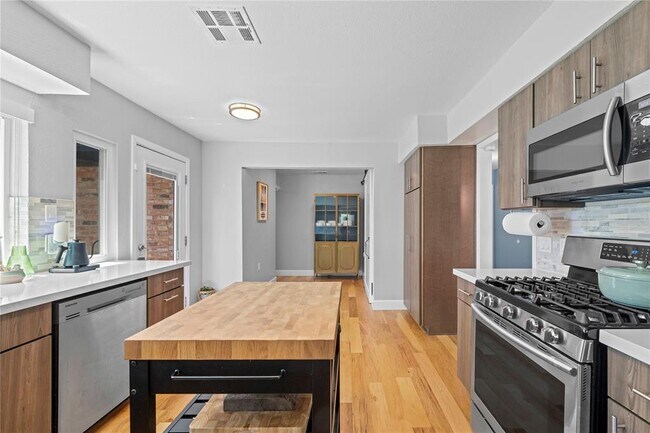 Building Photo - 1510 Coronado Hills Dr
