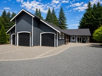 Building Photo - Spacious 3BD Rambler