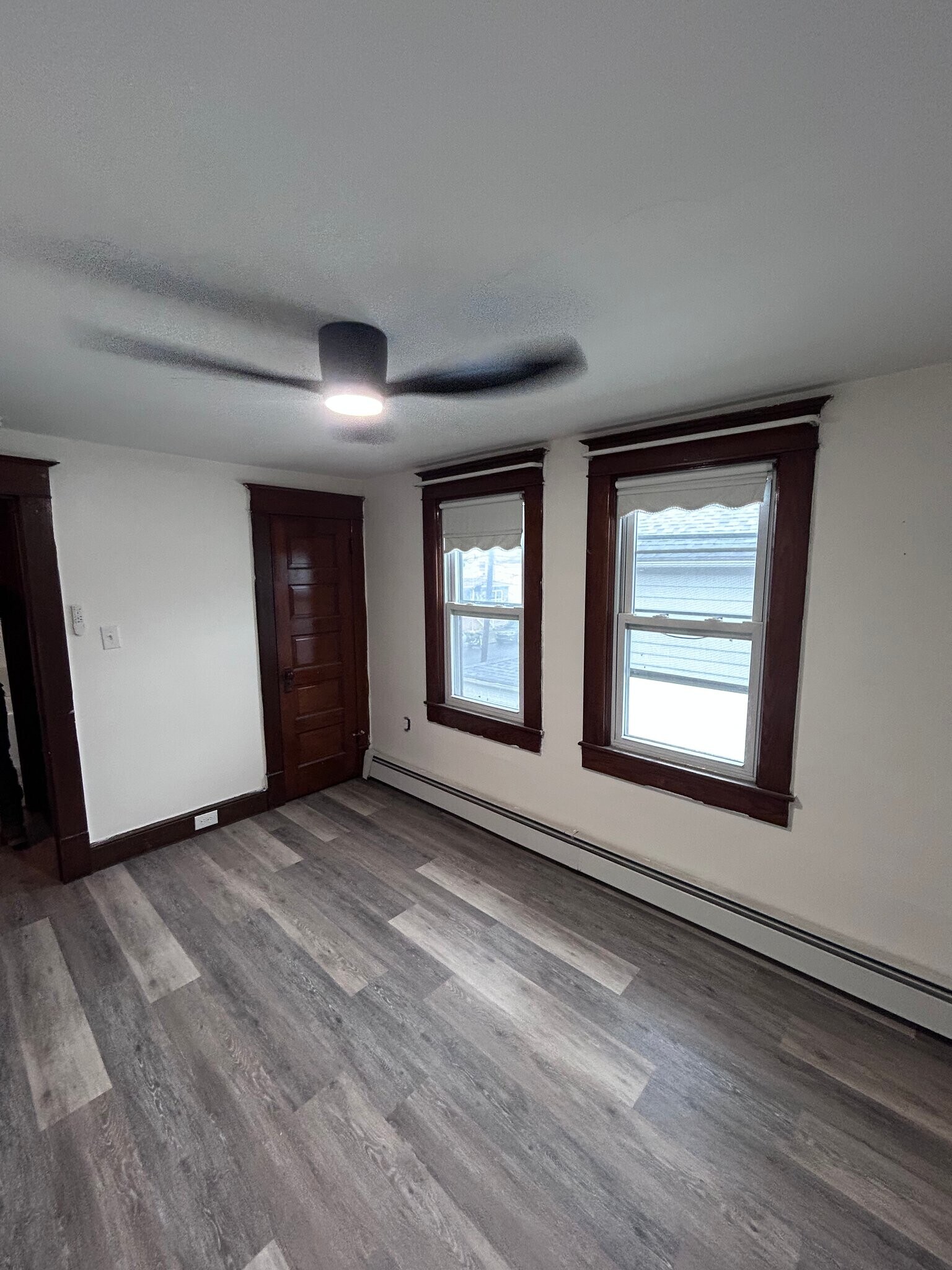Building Photo - 1295 Reynolds Ave