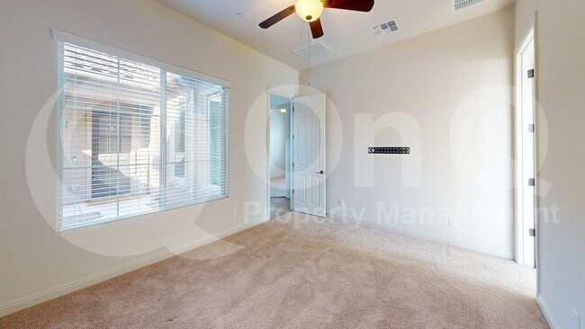 Building Photo - 2714 W Plateau Rdg Dr