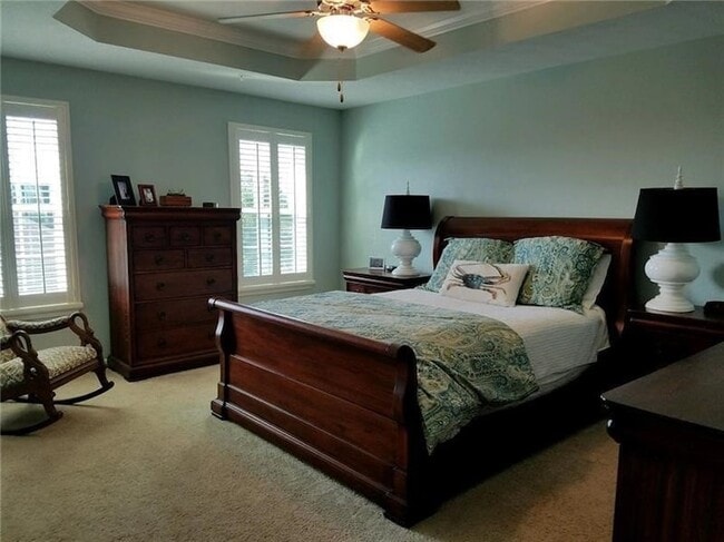 Building Photo - 411 Maple Ridge Dr