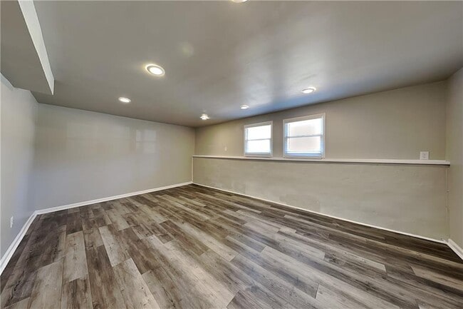 Building Photo - 2453 Lorrie Dr