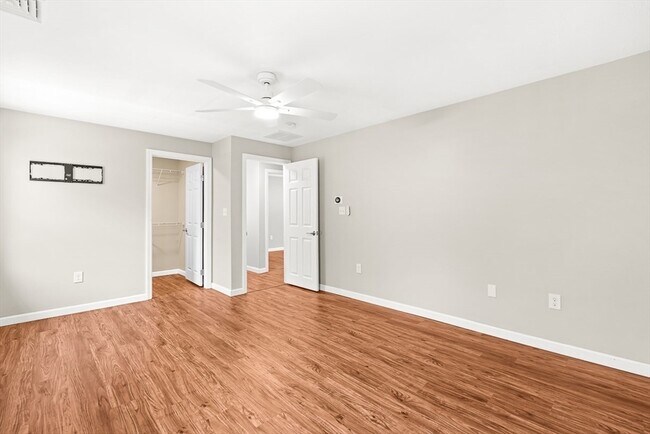 Building Photo - 38 Idora Ave