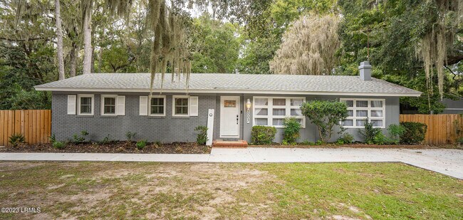 Building Photo - 3003 Cypress St.