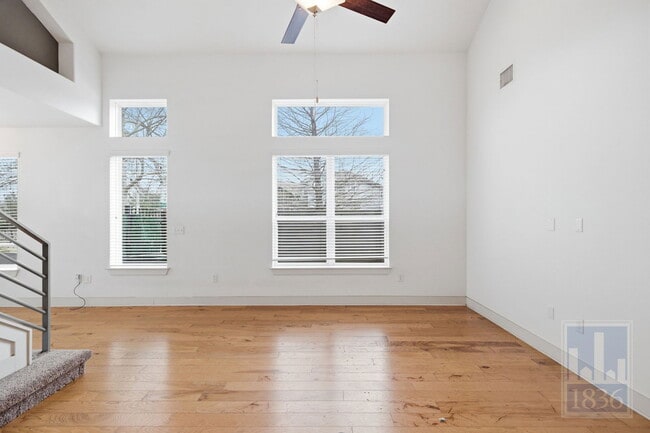 Building Photo - 5901 Rubicon Run