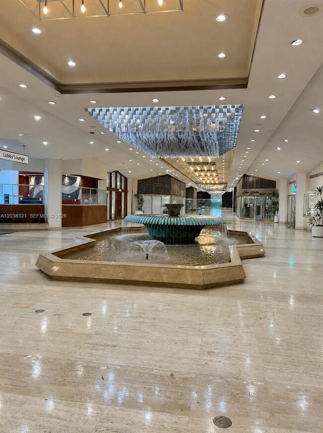 Building Photo - 801 Brickell Bay Dr