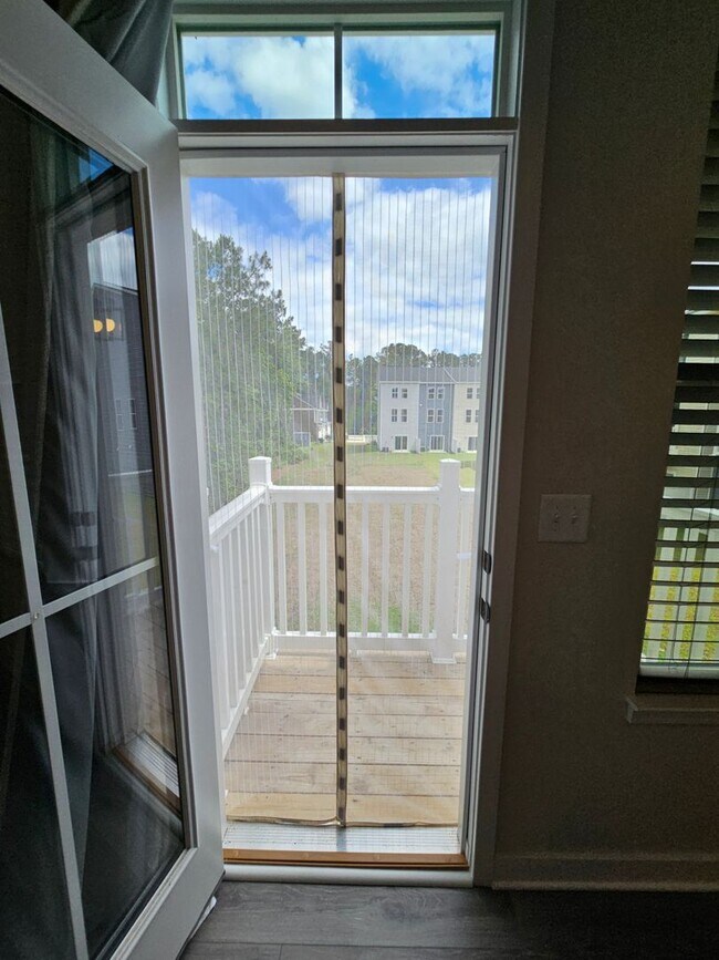 Building Photo - 3 bedroom 3.5 Bath - Long Term Rental in Myrtle Beach, SC