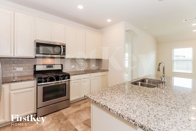 Building Photo - 2407 Cherrington Woods Ln