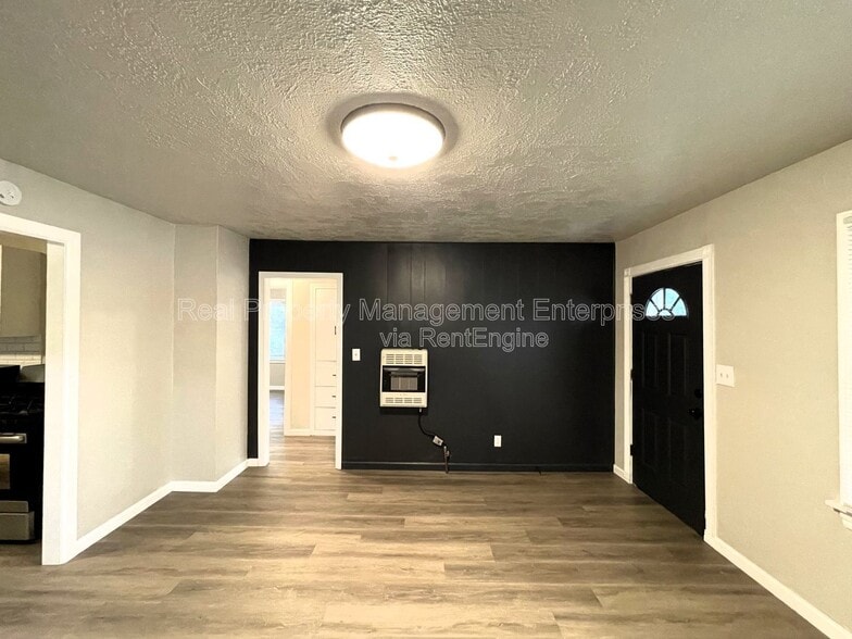 Building Photo - 3601 NW 15th St