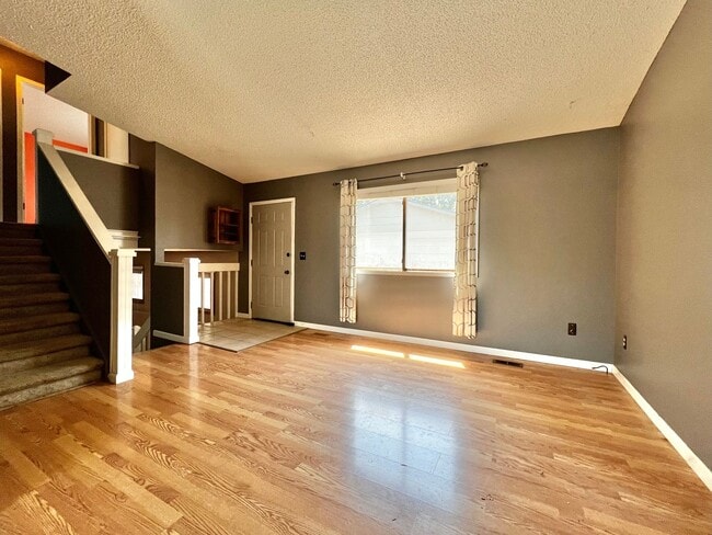 Primary Photo - Fantastic 3-Bed, 2-Bath Home in Great Love...