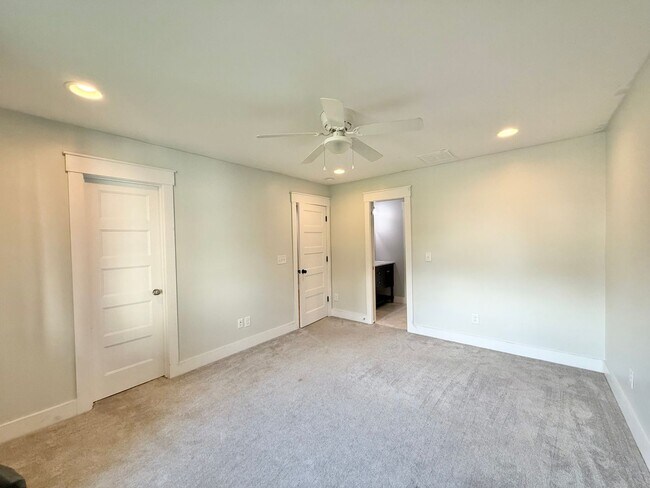 Building Photo - Incredible 5BD, 4.5BA Wake Forest Home Nea...