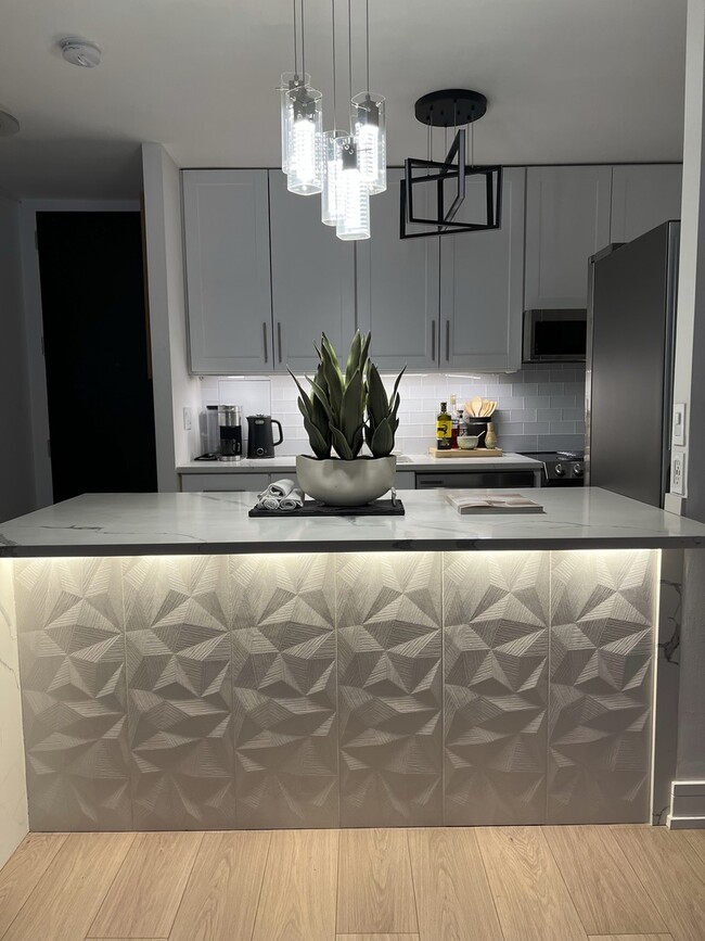 Building Photo - 535 N Michigan Ave