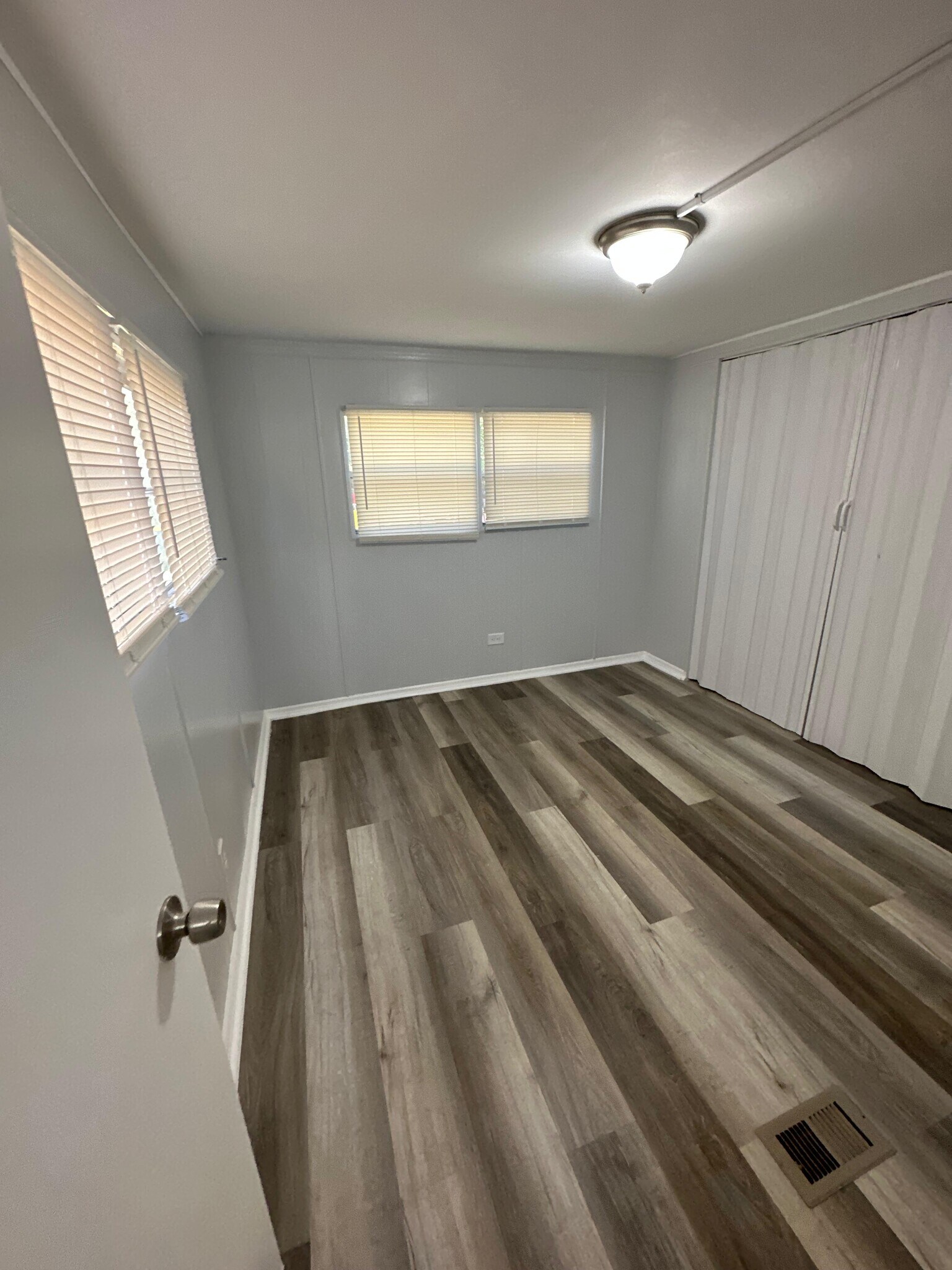 Building Photo - 7663 Bentwillow Dr