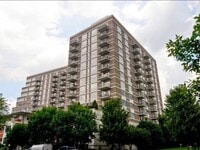 Building Photo - 1515 S Prairie Ave