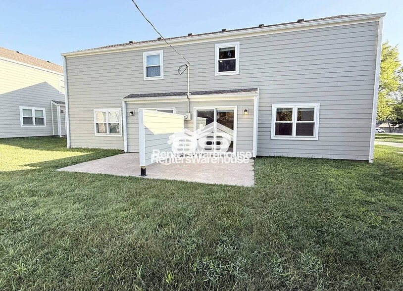 Building Photo - 7101 W 69th St