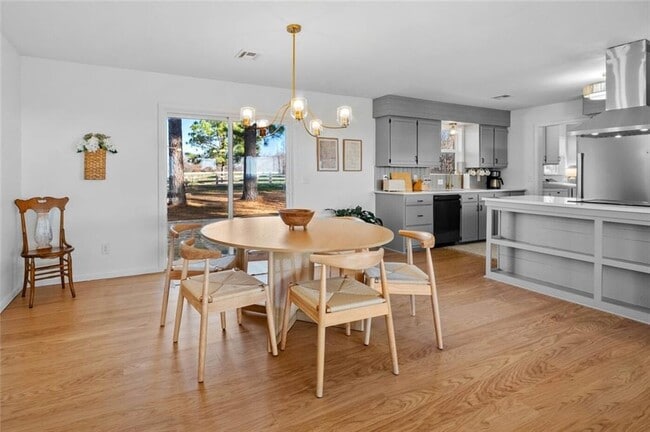 Building Photo - 15564 Prairie View Rd