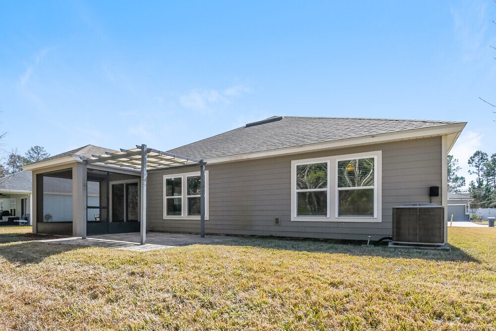 Building Photo - 194 Flach Dr