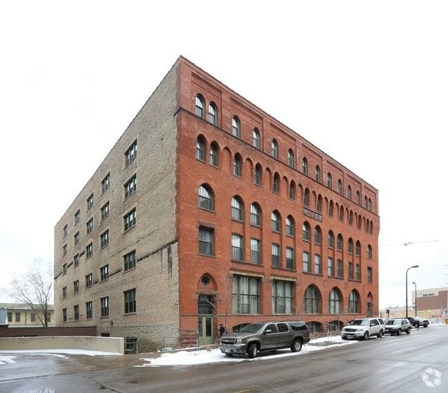 Building Photo - Lindsay lofts