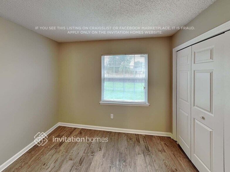 Building Photo - 3618 Pond Ridge Ct E