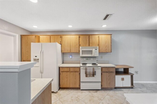 Building Photo - 7522 Heather Walk Dr