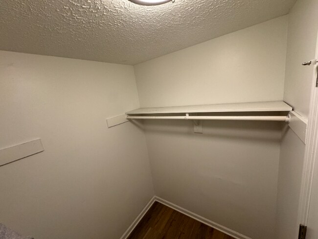 Building Photo - 1286 Stonegate Rd