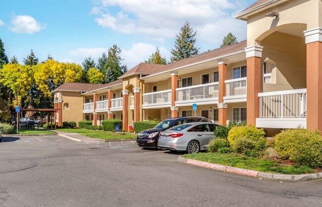 Building Photo - 875 SW 158th Ave