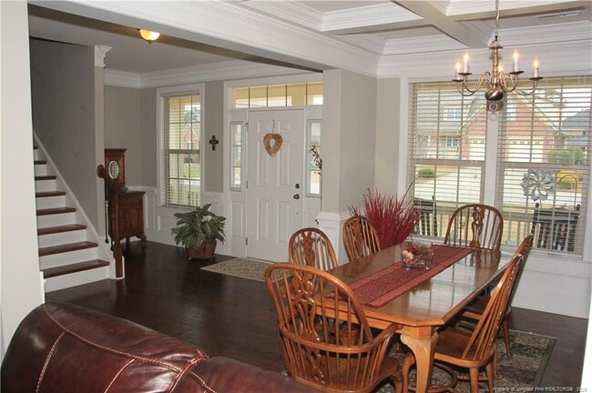 Building Photo - 1437 Vergeland Dr