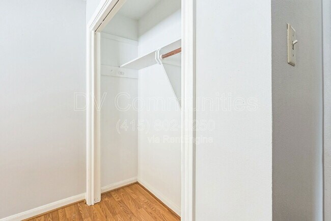 Building Photo - 13331 Villagrove Dr