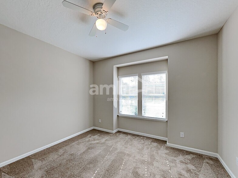 Building Photo - 226 Athens Dr