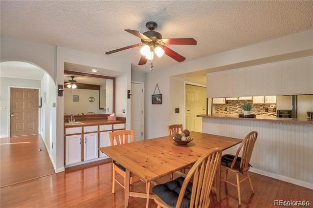 Building Photo - 1494 S Salem Way