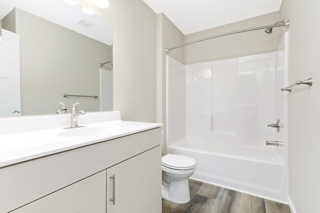 Building Photo - 6138 Manchester Ave NE