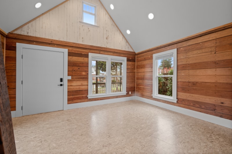 Building Photo - 207 Ave G