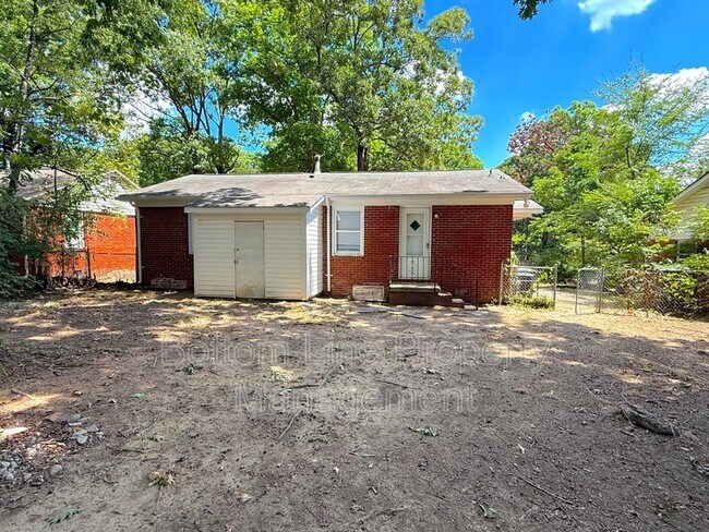 Building Photo - 3905 Tillman Rd